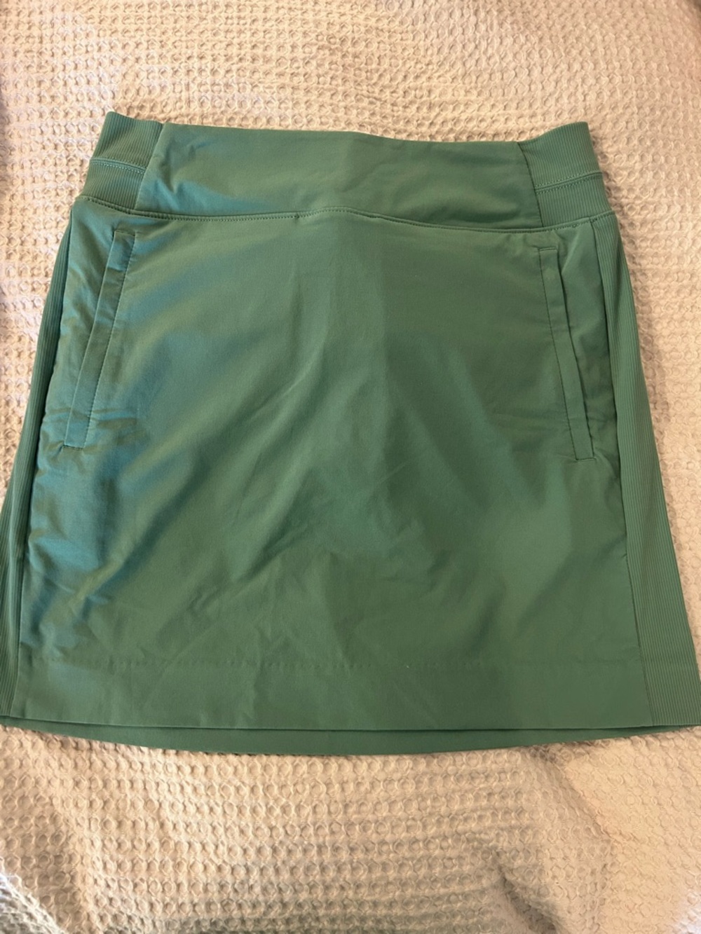 Athleta Active Skirt